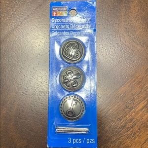 ArtMinds Decorative Hangers